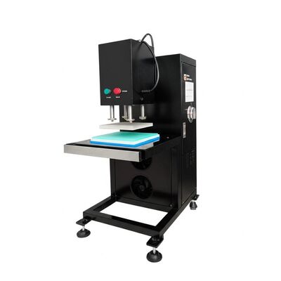 سعر جيد 2.5 كيلوواط آلة سيلكون إيمبوسينغ تقدم التيار 110 فولت 220 فولت ومدى درجة الحرارة 0C 300C لتحديد السطح السيليكون إيمبوسينغ الانترنت